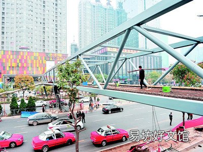 过街天桥的高度一般是多少