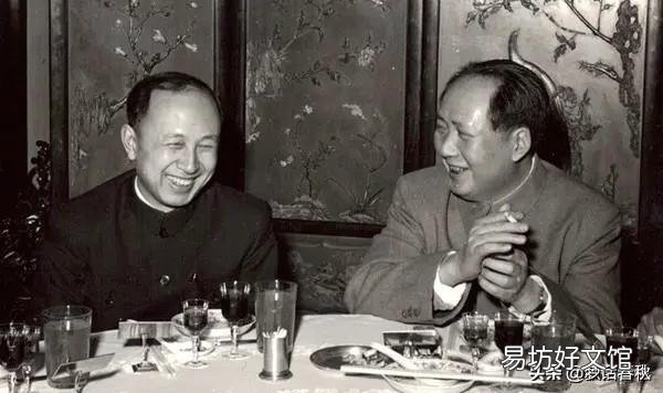 中科大博士袁岚锋:“大学对国家的贡献显然比中国足球的要大得多。”你怎么看?