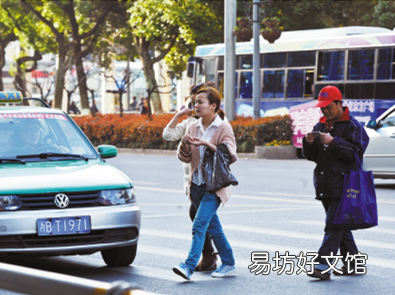 阻止行人闯红灯的设备