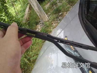 如何判断是否需要更换雨刷器
