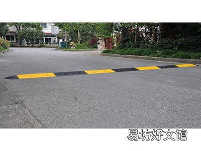 按材料分减速带有哪几类