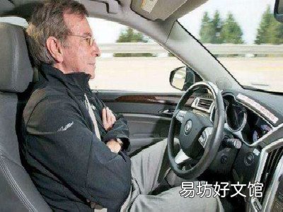 驾驶自动挡汽车的禁忌有哪些