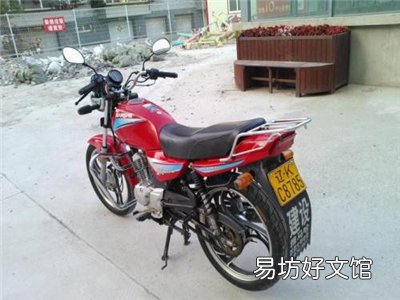 驾驶摩托车应该注意什么
