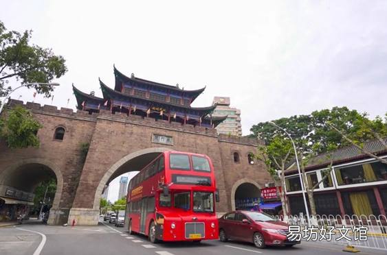 武汉双层旅游观光巴士间隔多久一班车