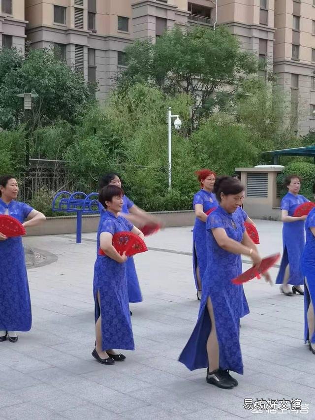 退休老人如果失偶了,每月四五千元退休金,雇得起保姆吗?