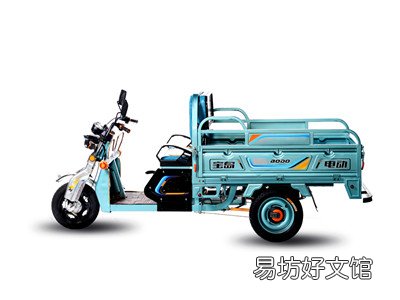 驾驶电动三轮车必须戴头盔吗