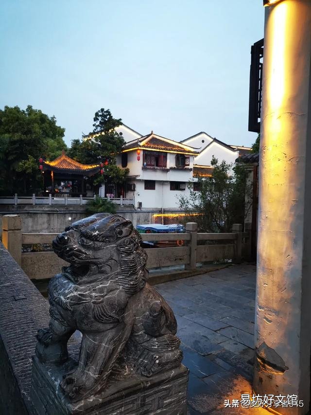 “男人越有能力,在家越谦卑;越没本事,在家脾气越大。”你认同这句话吗?