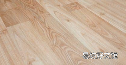 地板粘脚是什么原因