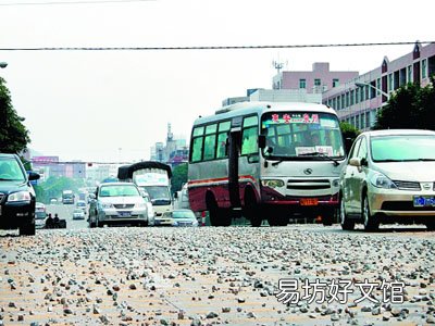 公交車砂石路面行車注意事項