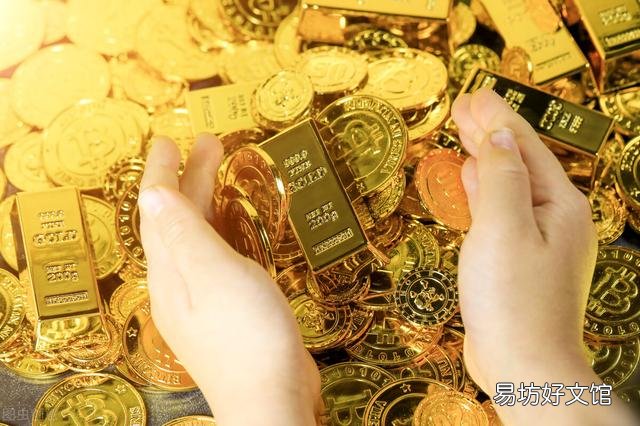每年到银行买一块100克金条存着,这样做可以保值吗?