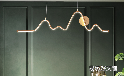 餐厅灯不在桌子正上方是不是不好看