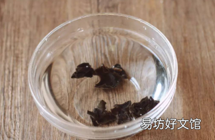 热水泡发木耳好不好