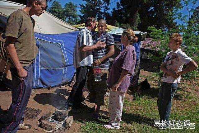南非是怎么衰落的？原来上层的白人都到哪里去了？