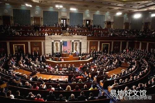 美国政府的二把手是副总统还是国务卿?