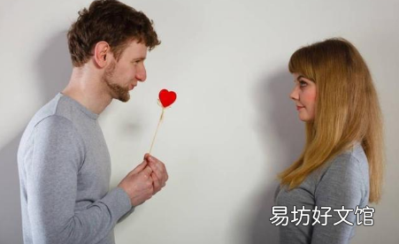 被闺蜜男朋友表白怎么缓解尴尬(如果你闺蜜男朋友突然跟你表白,你首先应该反省自己是不是哪里做得不对,让对方产生错觉,其次是