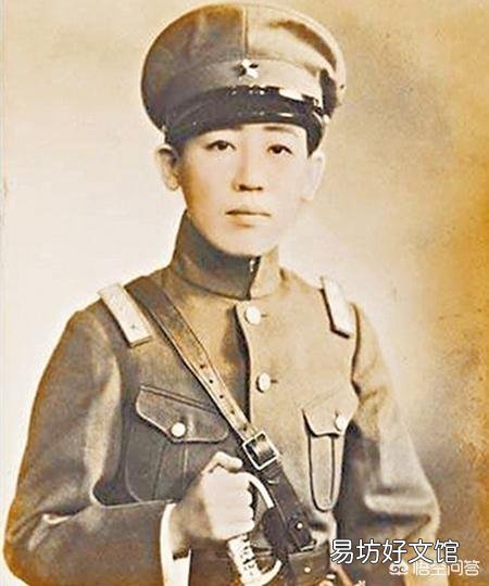 川岛芳子和末代皇帝溥仪是什么关系？