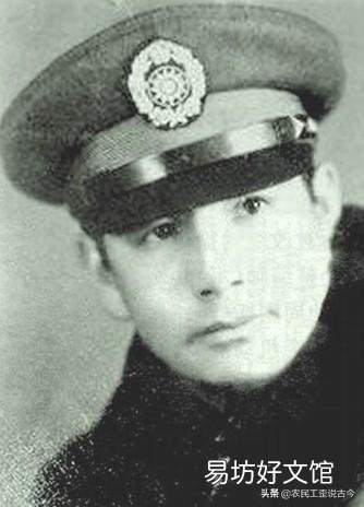 《八佰》中谢晋元是“团附”,百科说是“团副”,意思一样吗?