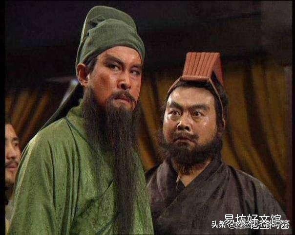 当初张辽投降，为何关羽不劝张辽投刘备？难道关羽也有投曹之心？