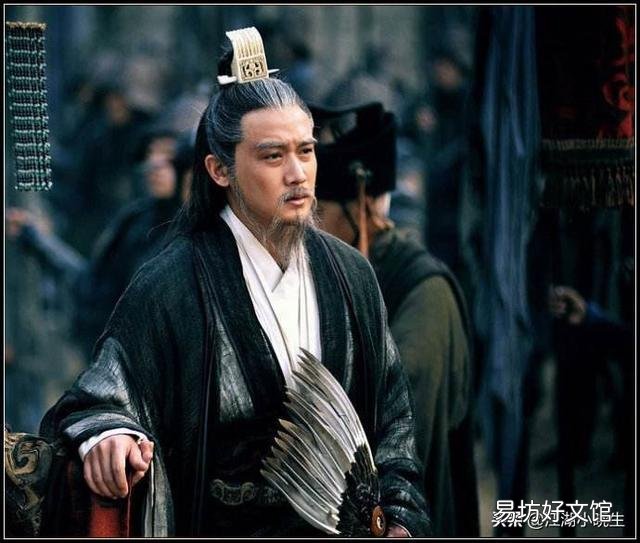 诸葛亮没出山之前从没有带过兵打过仗,为什么一出山就能打胜仗?