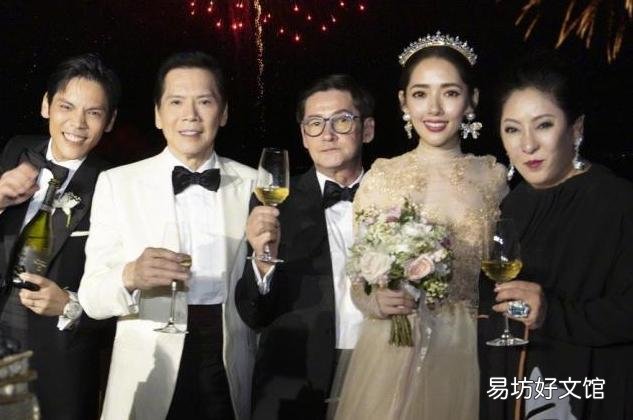 郭碧婷向太成都逛街没有保镖无人围观,为什么?