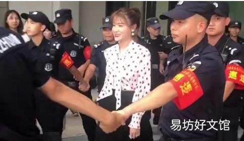 郭碧婷向太成都逛街没有保镖无人围观,为什么?