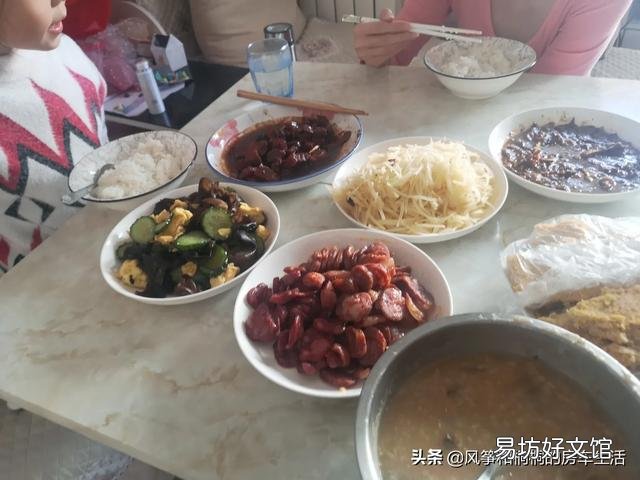 月薪三千能维持一家四口的生活吗？