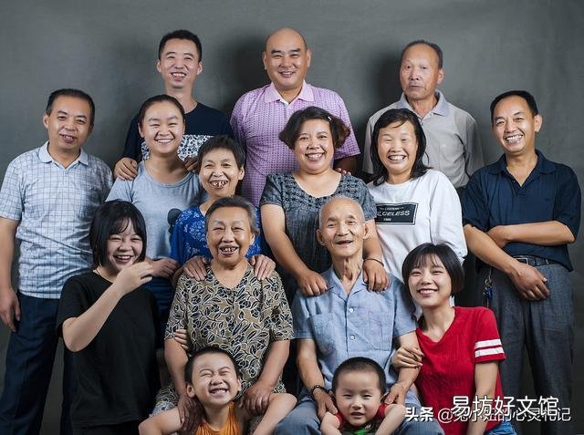 你觉得是半路夫妻靠谱还是子女更靠谱？为什么？