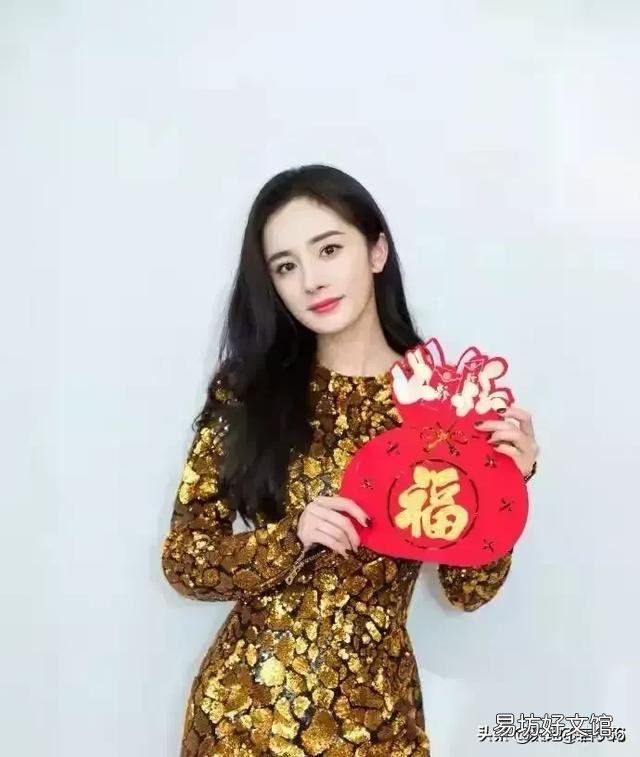 如何看待自己亲妈为了挣钱去帮别人带孩子这个问题?
