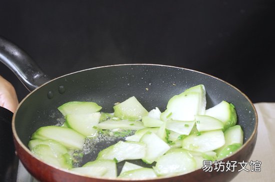 佛手瓜炒蛋的制作方法 佛手瓜的做法
