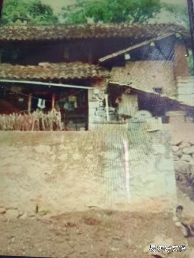 农村院子界墙自己可以修建吗？怎么样？