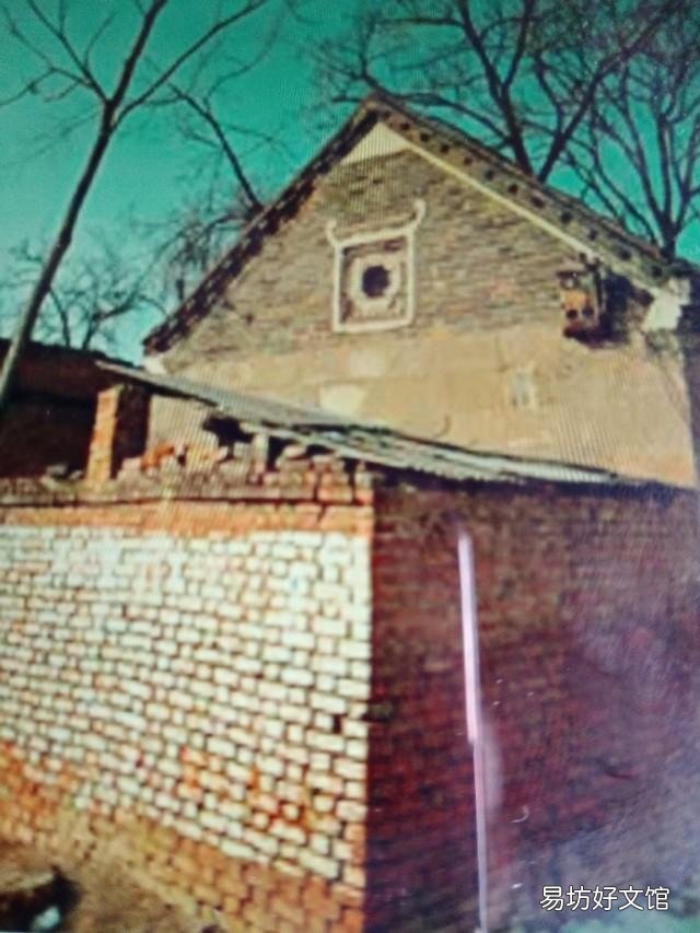 农村院子界墙自己可以修建吗？怎么样？