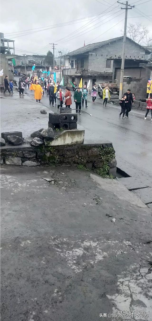 为啥在有些农村,红白事必得请问事人(喜总或大总)操心,才能把事办好?