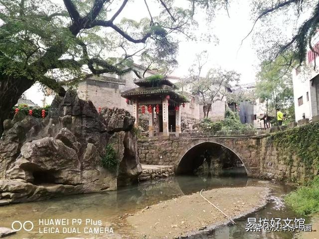 发点你拍摄的古镇人文照片看看可以吗?