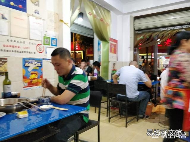 为什么最地道的小吃都在那些不起眼的小店里?