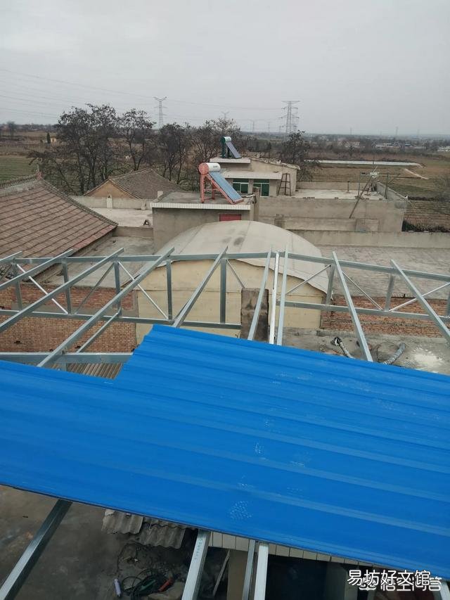 农村自建房楼顶开裂漏水用什么补好一点?