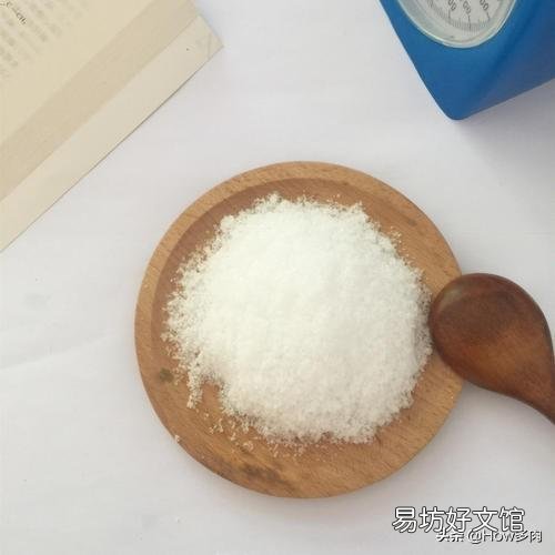 三角梅施磷酸二氢钾是早晨好还是傍晚好?
