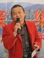 “千山鸟飞绝,万径人踪灭”。表现了作者怎样的意境?
