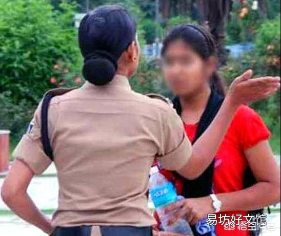 上联:花开富贵重重喜,如何接下联?