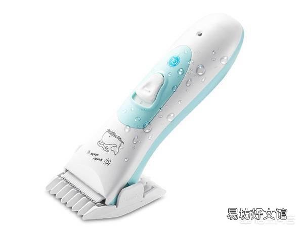 新生婴儿第一次剪头发,需要注意点什么?有什么讲究的?