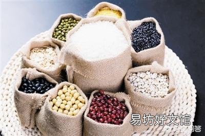 老年人应该怎么搭配饮食啊?