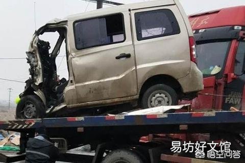 江西一面包车在湖北发生事故已致10人死亡，你怎么看？