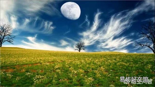上联:行云流水天上月,夜空真美,下联怎么对?