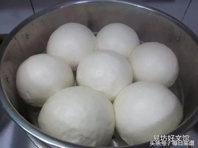 做馒头时放什么东西可以让馒头又白又发?