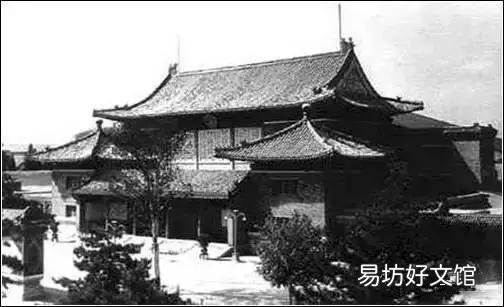 放眼看世界乾坤朗朗,请对下联?