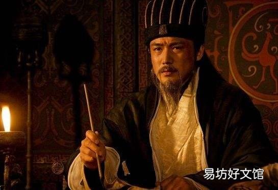 上联:赢得生前身后名,下联怎么对?
