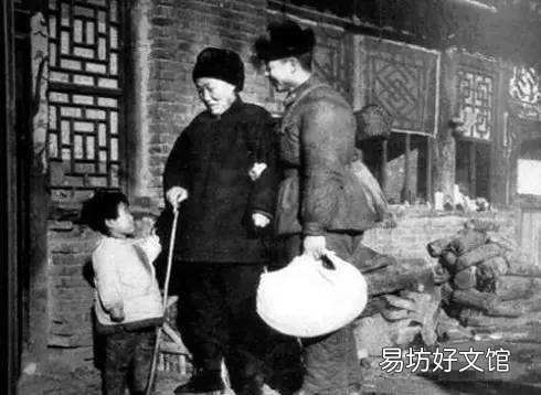 上联:赢得生前身后名,下联怎么对?