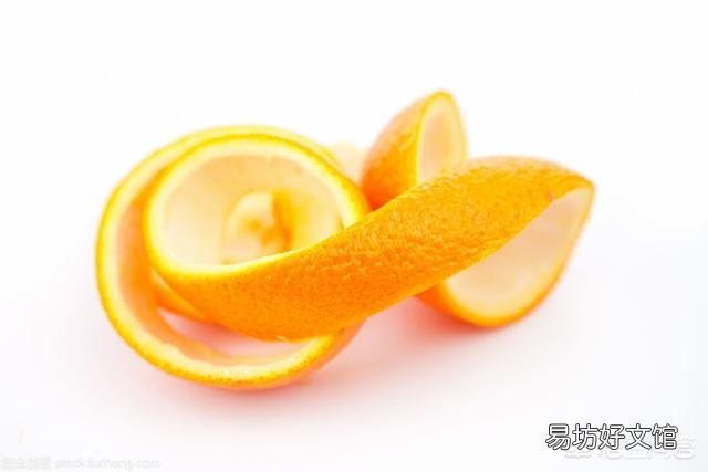 冰箱有异味，该怎么清理？平时注意什么可避免？
