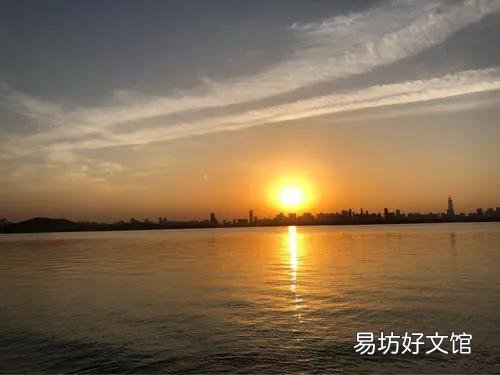 对联：风送落日天将晚，请下联？
