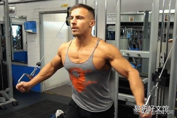 日常健身而且每天做俯卧撑为什么胸肌不长？
