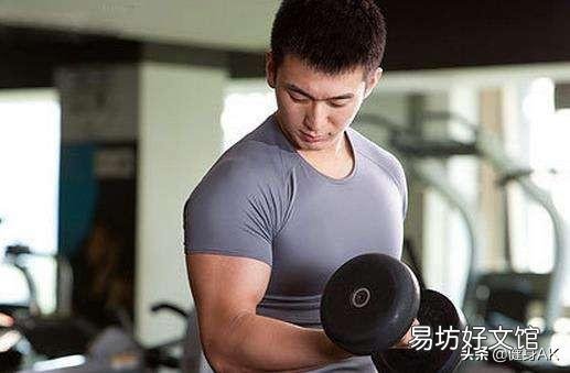 增肌半年,体重没变化,力量上升了n个档次,为什么?